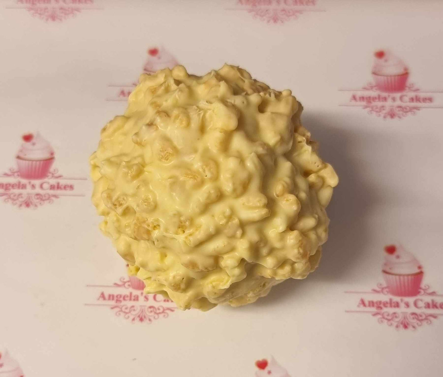 Christmas Twin pack - 1x Christmas Pudding brownie + 1x Snowball lindor blondie rice krispie ball