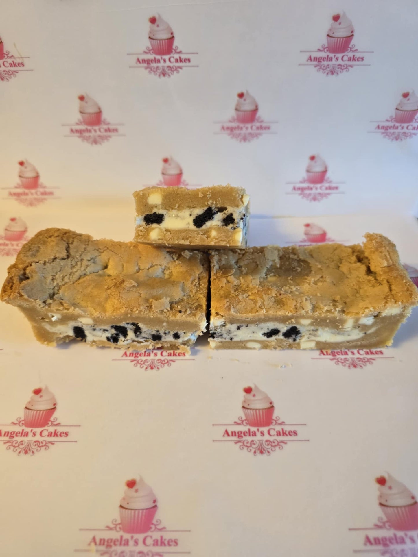 Cookies & Cream Cookie Slice x1 Slice