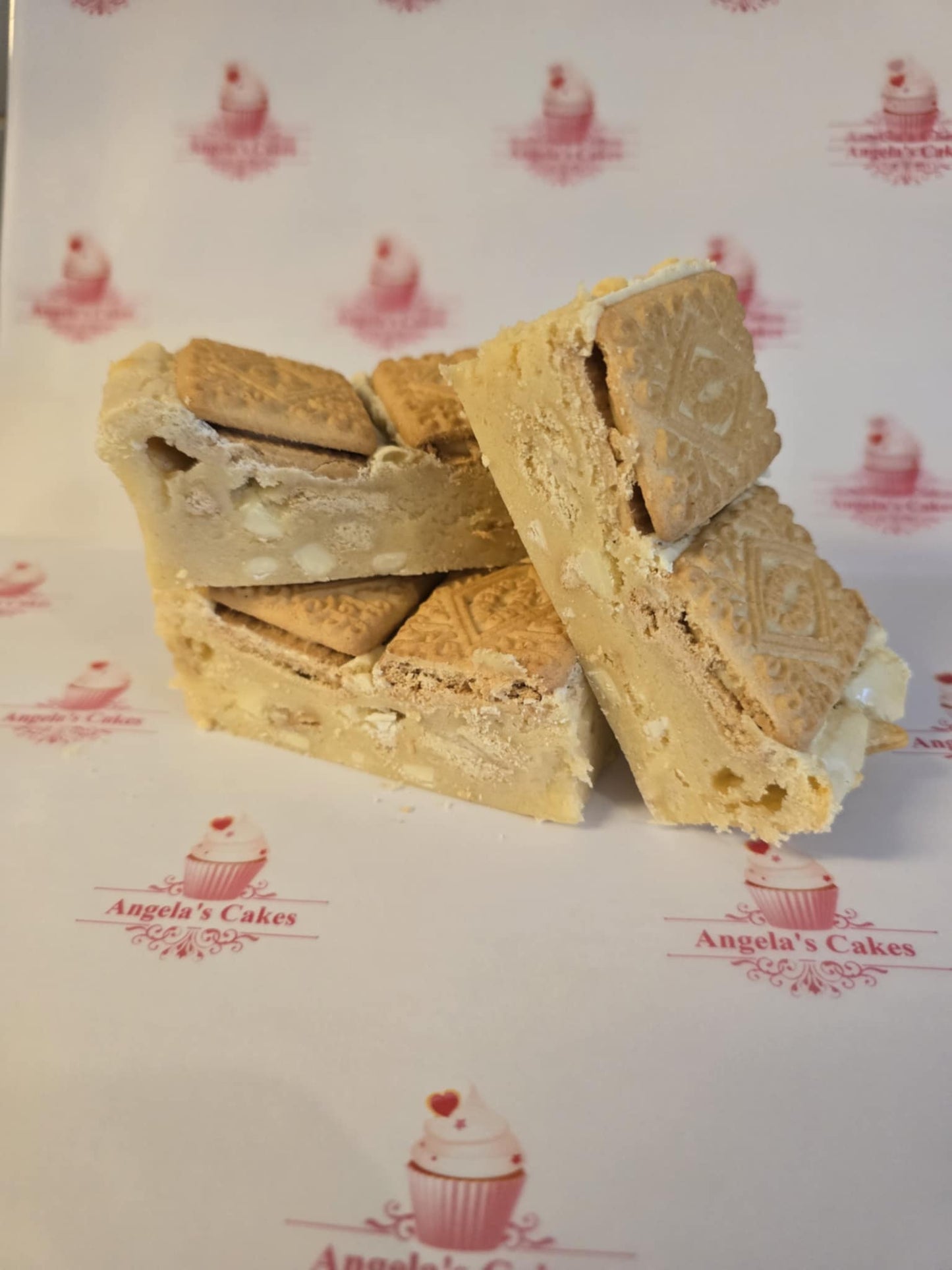 Custard Cream Blondie x1 Slice
