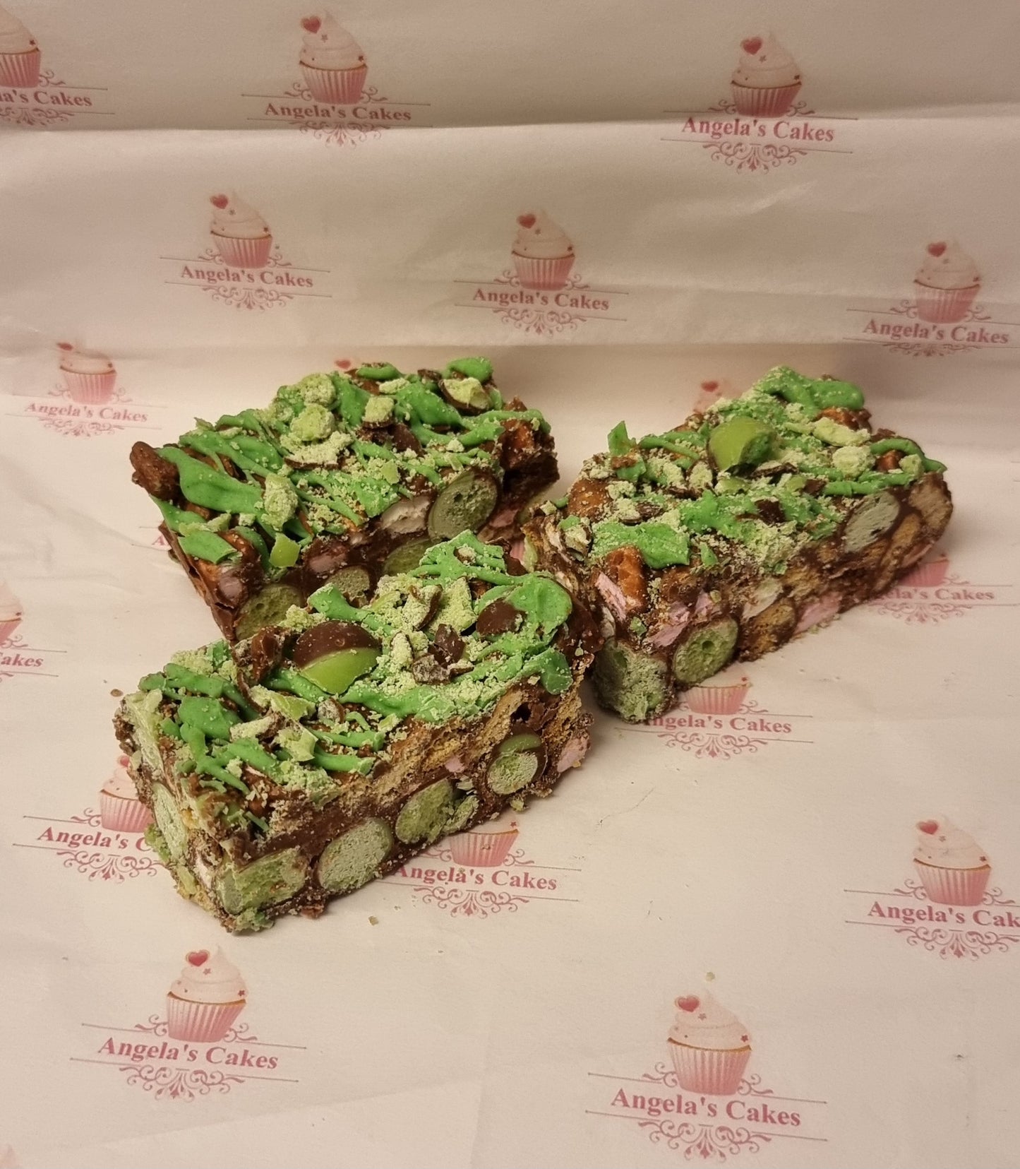 Mint Aero Rocky Road - 1x Slice