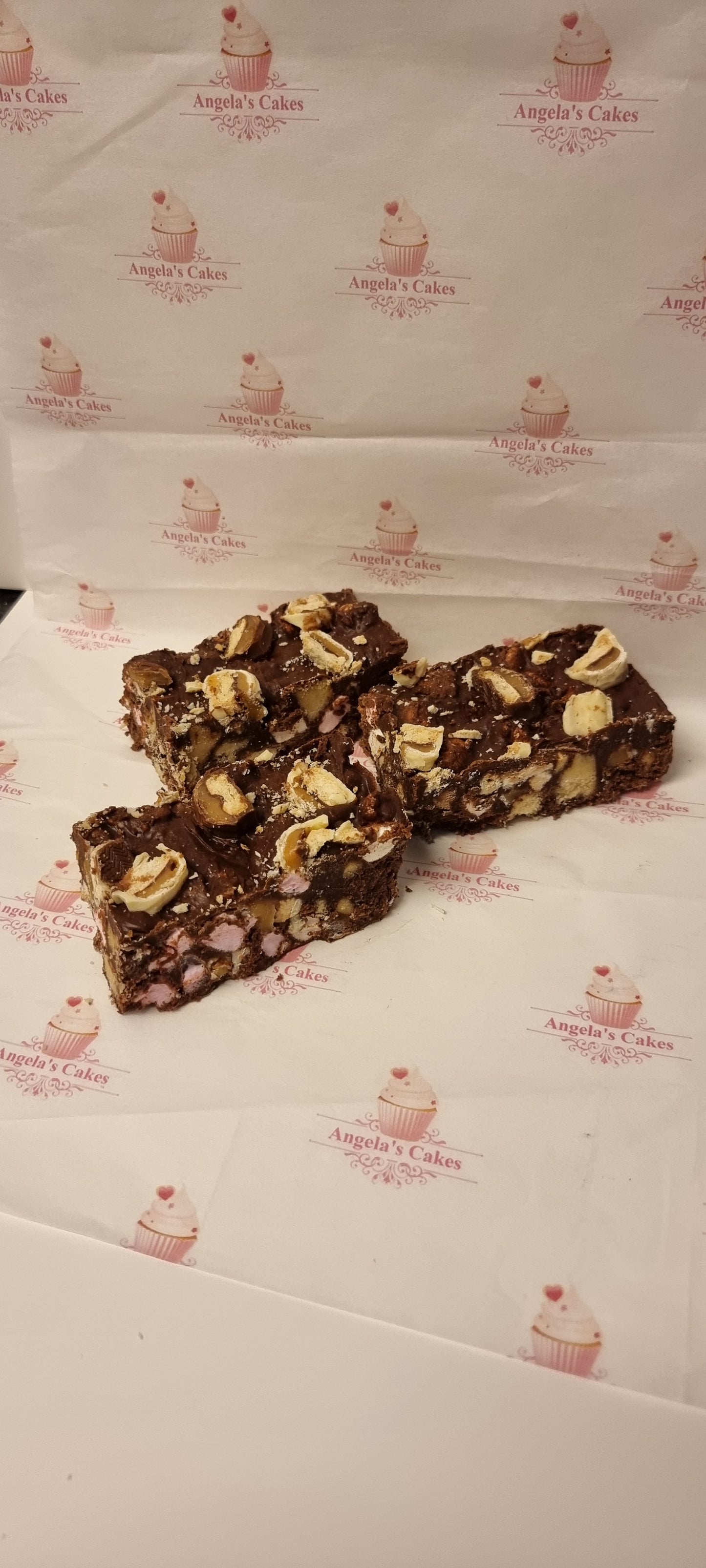 Twix Rocky Road - 1x Slice