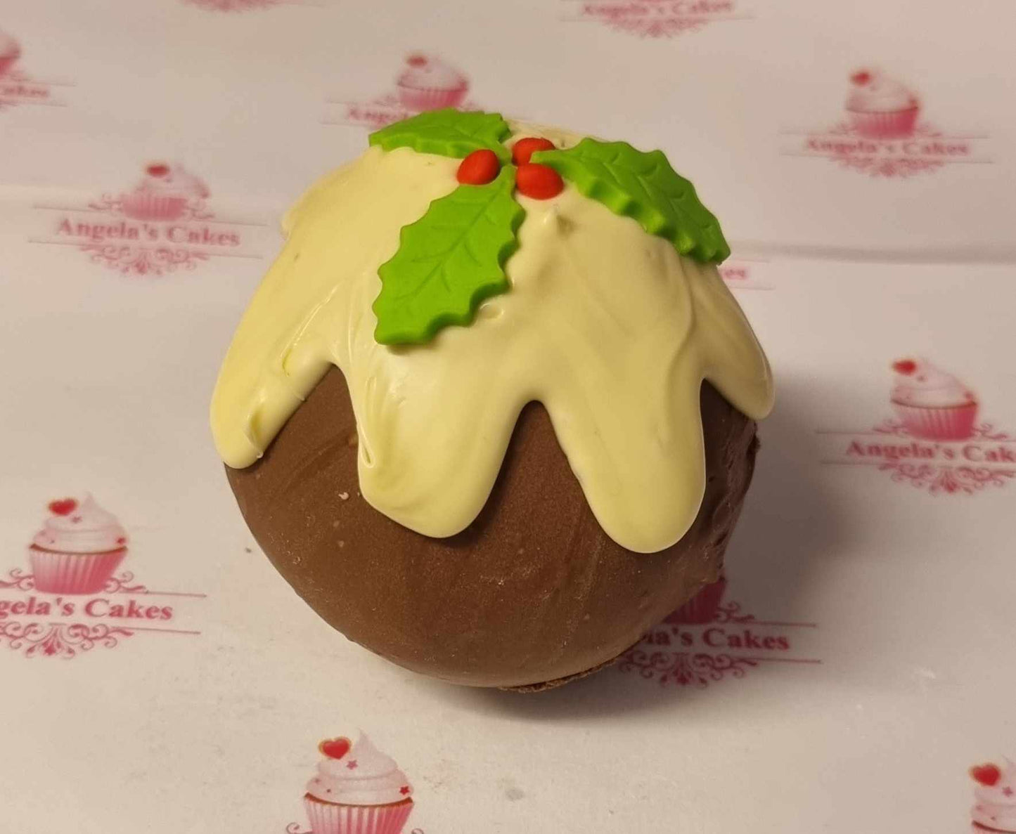 Christmas Twin pack - 1x Christmas Pudding brownie + 1x Snowball lindor blondie rice krispie ball