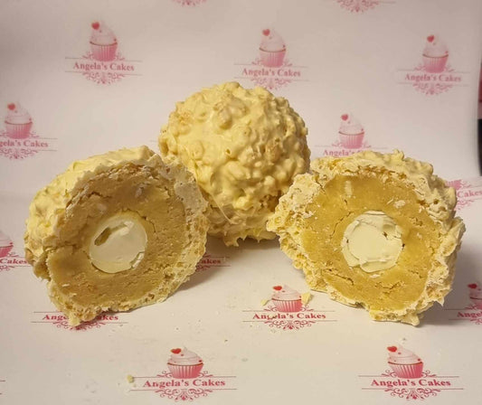 Christmas Snowball - white lindor blondie rice krispie ball x1