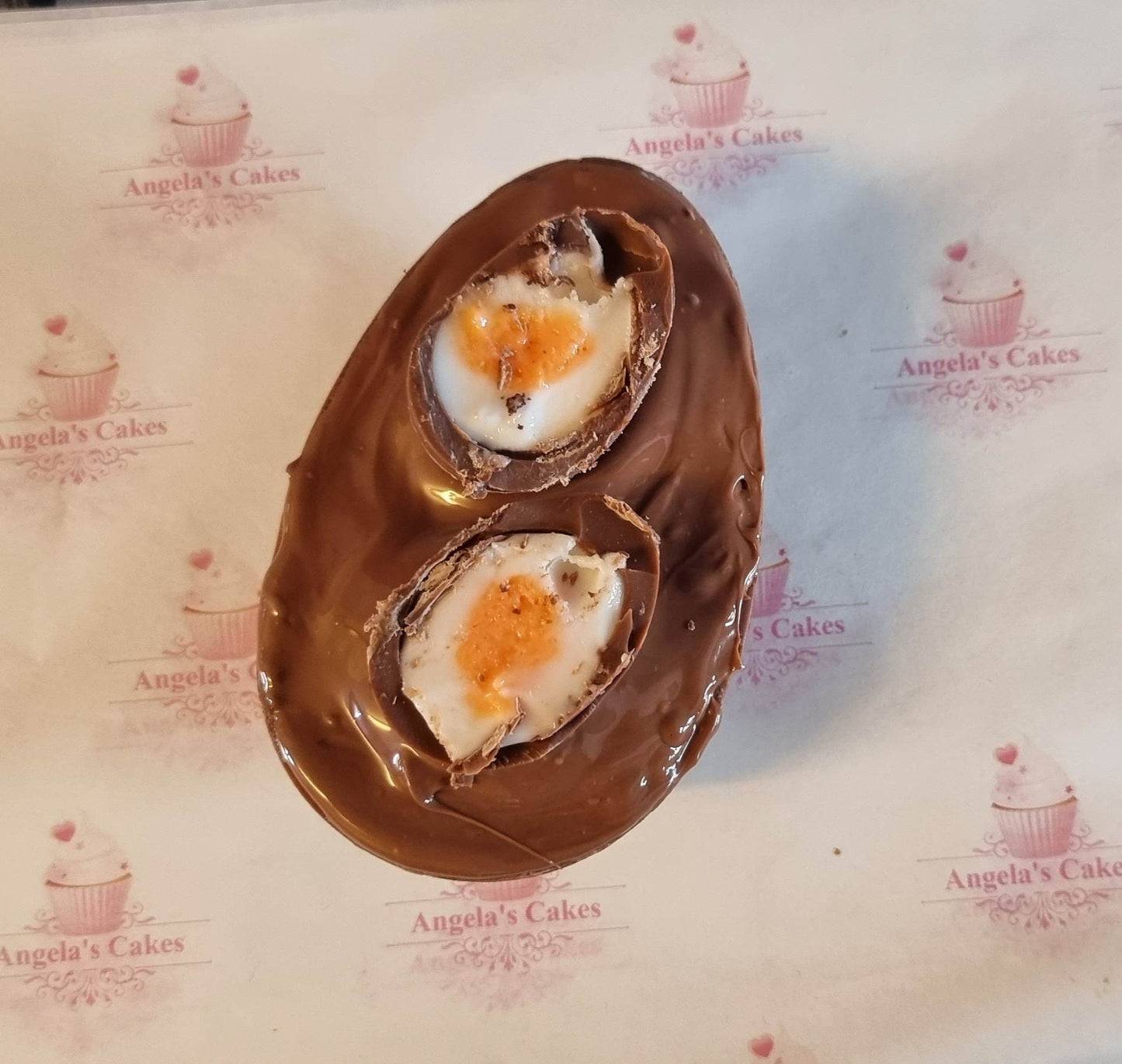 Filled Half Easter Eggs - Brownie / Blondie - various toppings