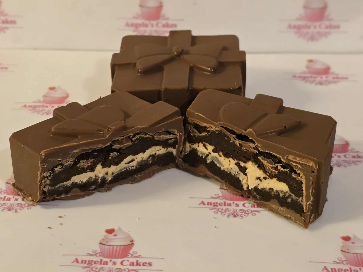 Brownie / Blondie Stuffed Present x1