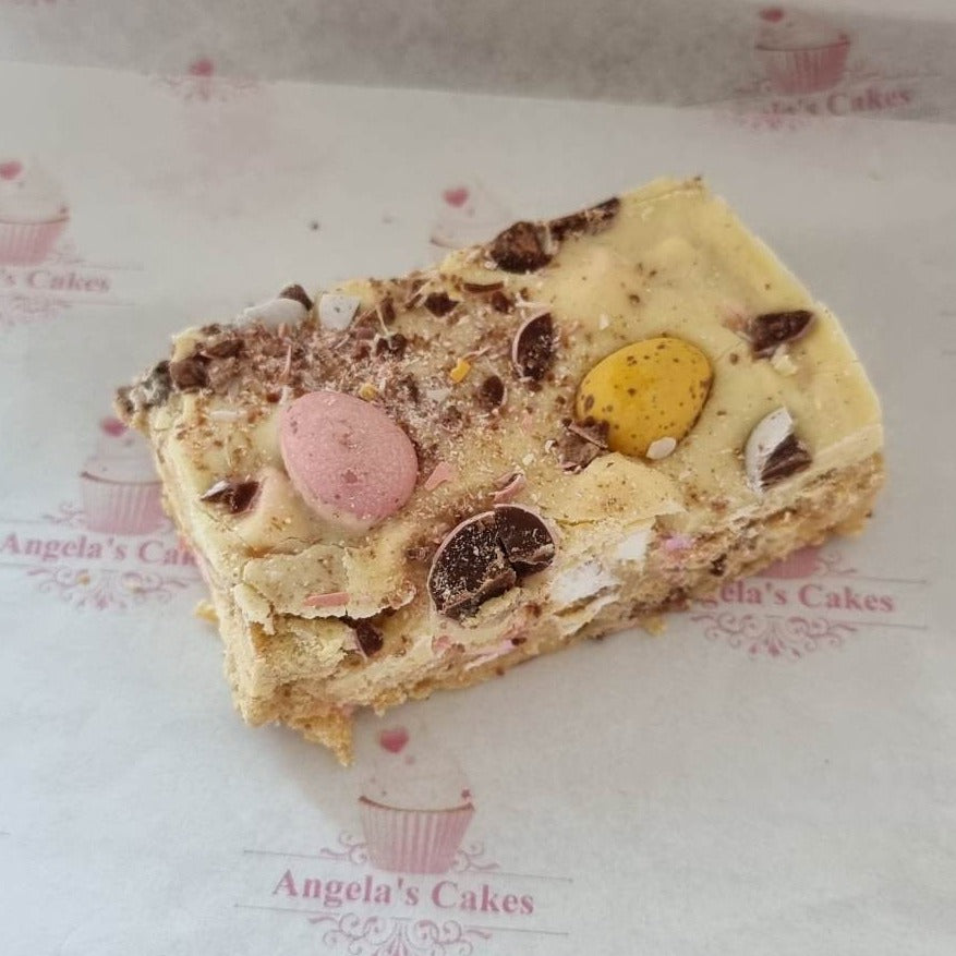 Mini Egg White Chocolate Rocky Road x1 Slice